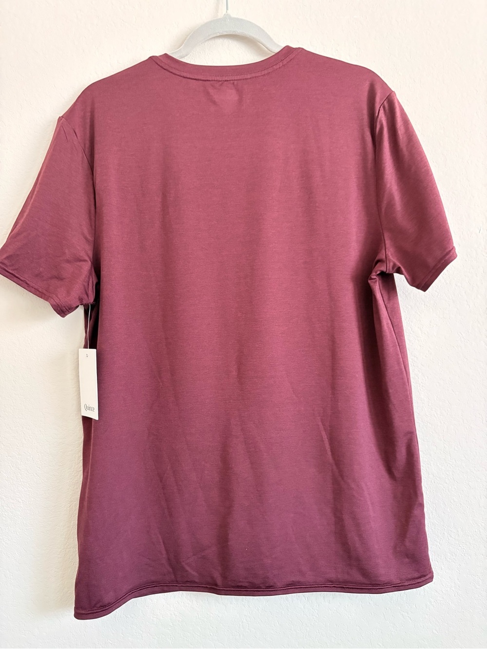 NWT Quince Men's Crew Neck T-Shirt in Wine size M - Picture 6 of 6